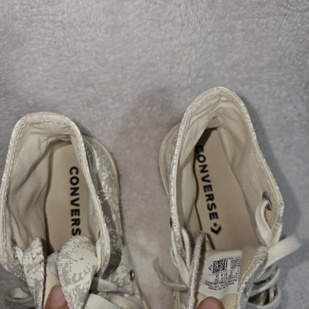 Converse questions leave
